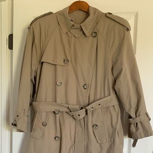 London Fog Petite, Size 6, Tan, Trench Coat